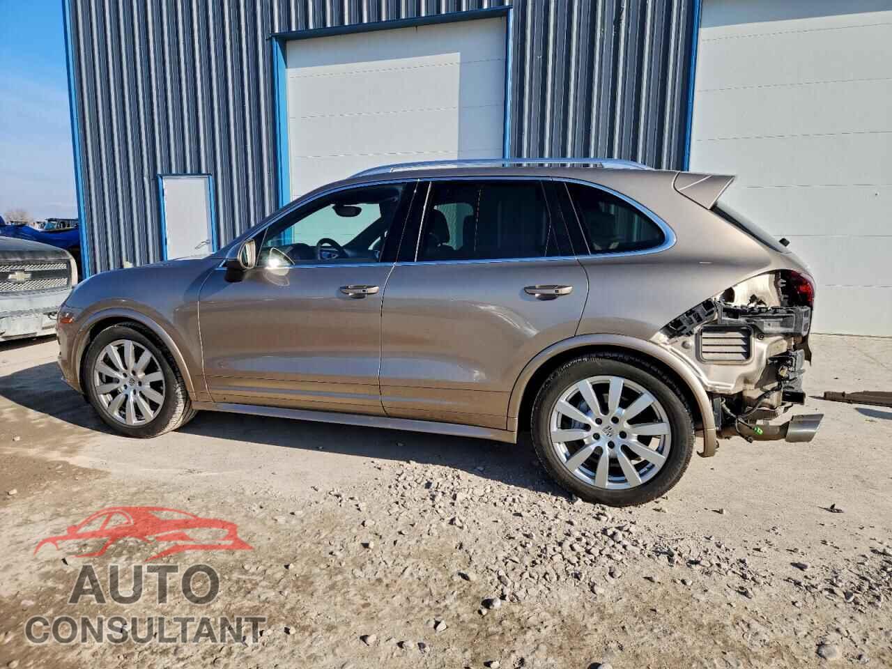 PORSCHE CAYENNE 2017 - WP1AB2A26HLA50470