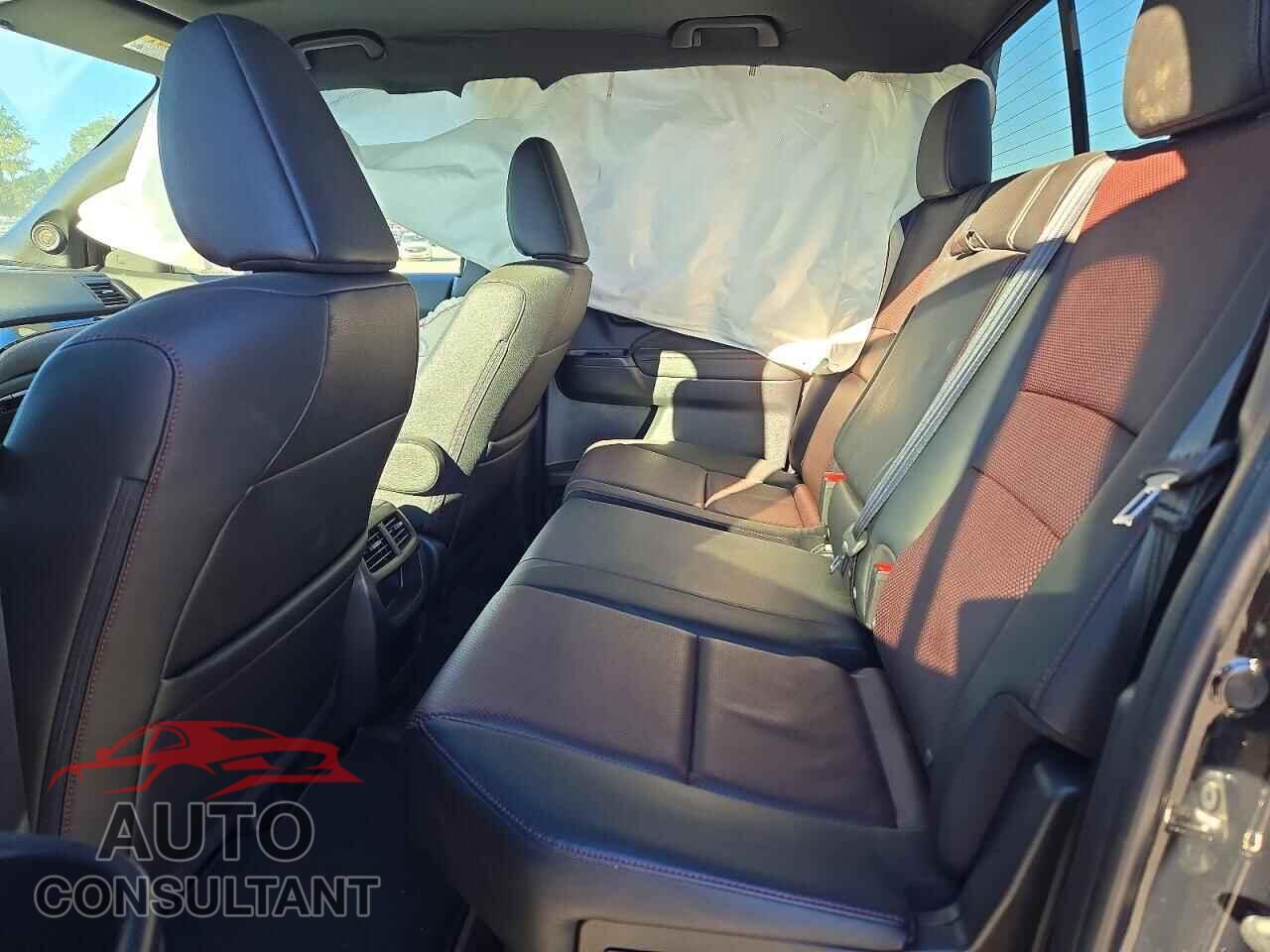 HONDA RIDGELINE 2018 - 5FPYK3F84JB012674