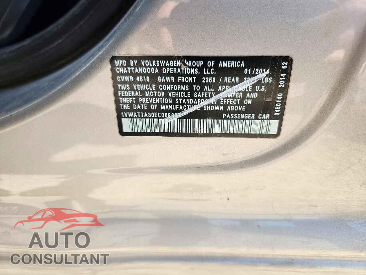 VOLKSWAGEN PASSAT 2014 - 1VWAT7A30EC068637