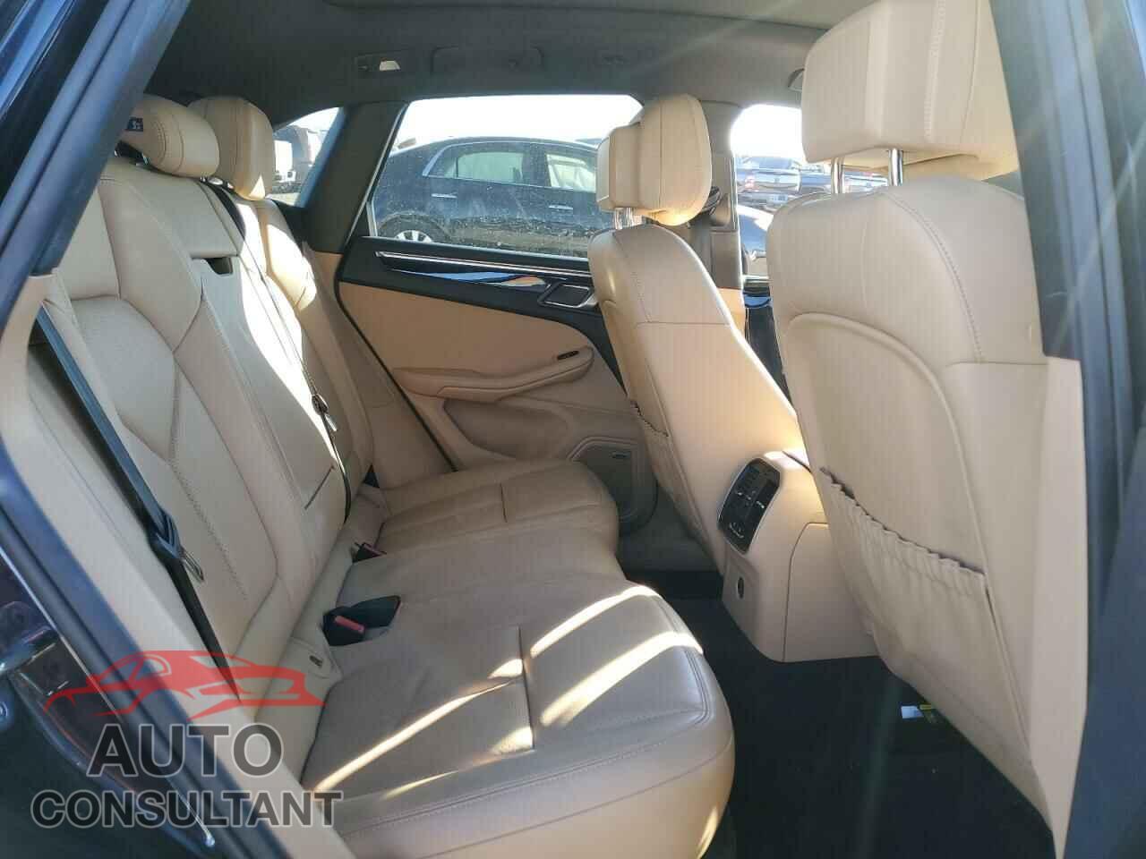 PORSCHE MACAN 2018 - WP1AA2A57JLB24143
