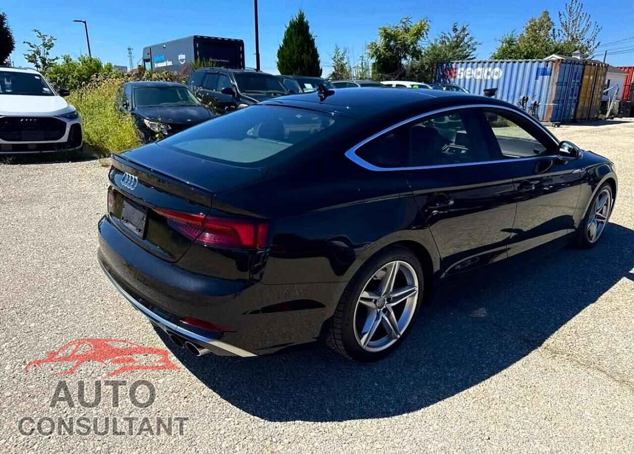 AUDI S5/RS5 2018 - WAUB4CF51JA132100
