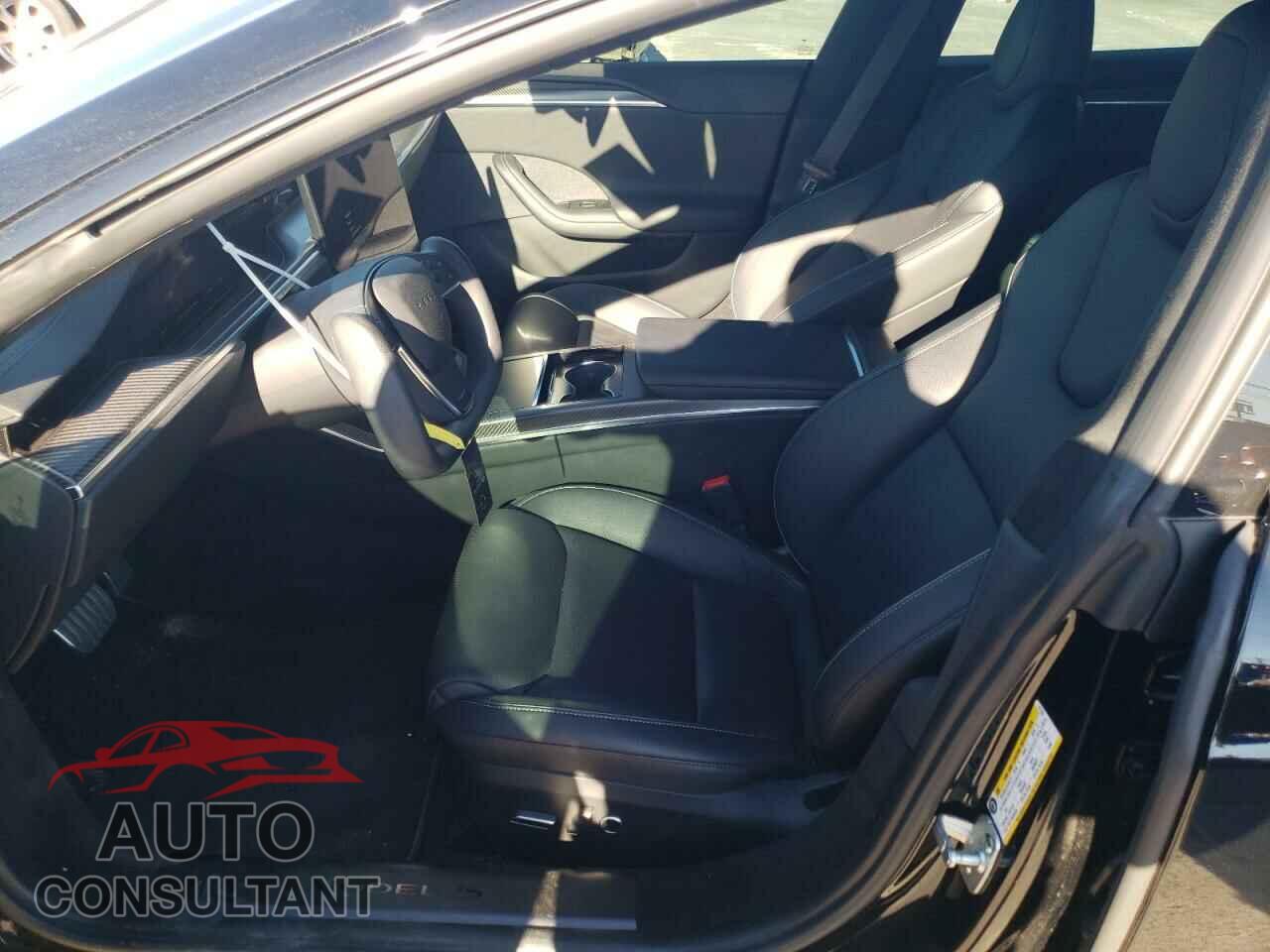 TESLA MODEL S 2022 - 5YJSA1E6XNF477763