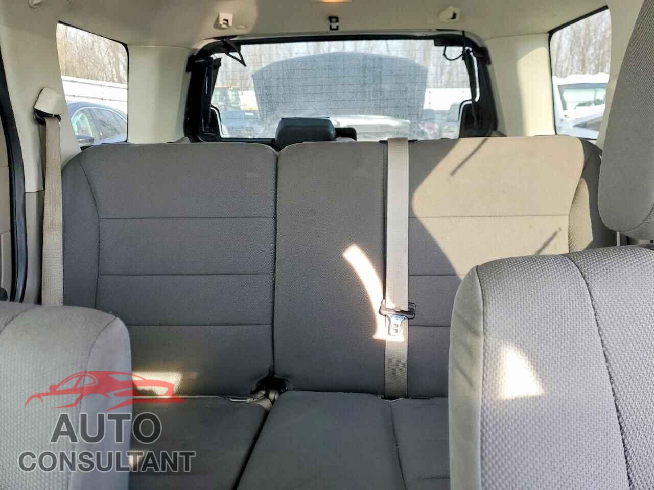 FORD ESCAPE 2010 - 1FMCU0D77AKB26799