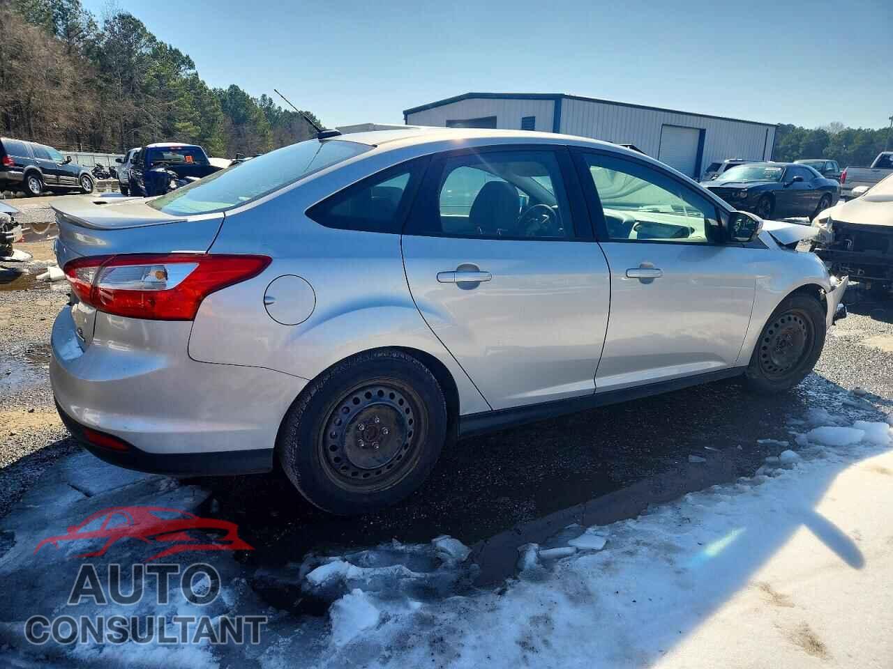FORD FOCUS 2014 - 1FADP3F21EL378556