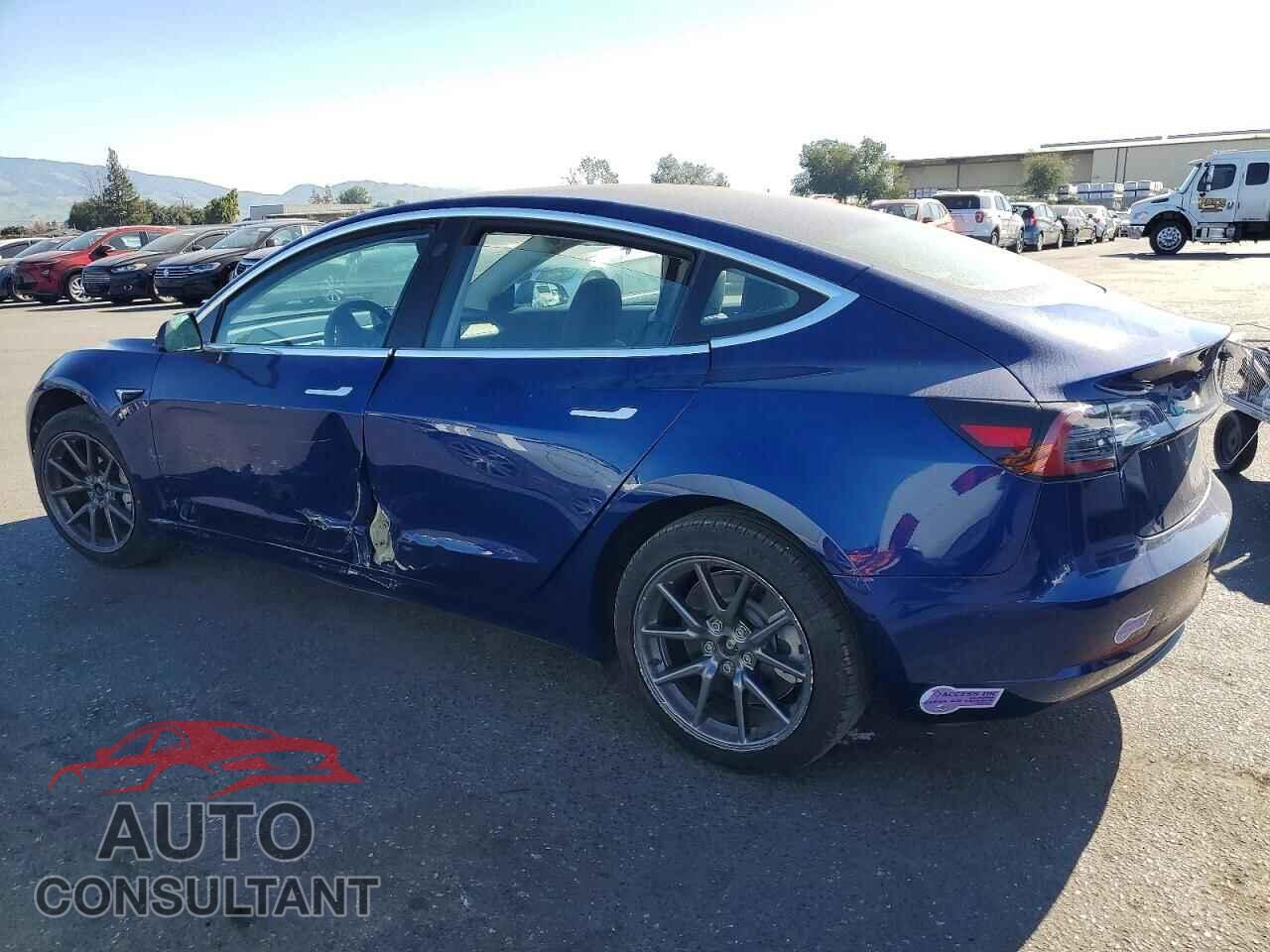 TESLA MODEL 3 2018 - 5YJ3E1EA8JF154366