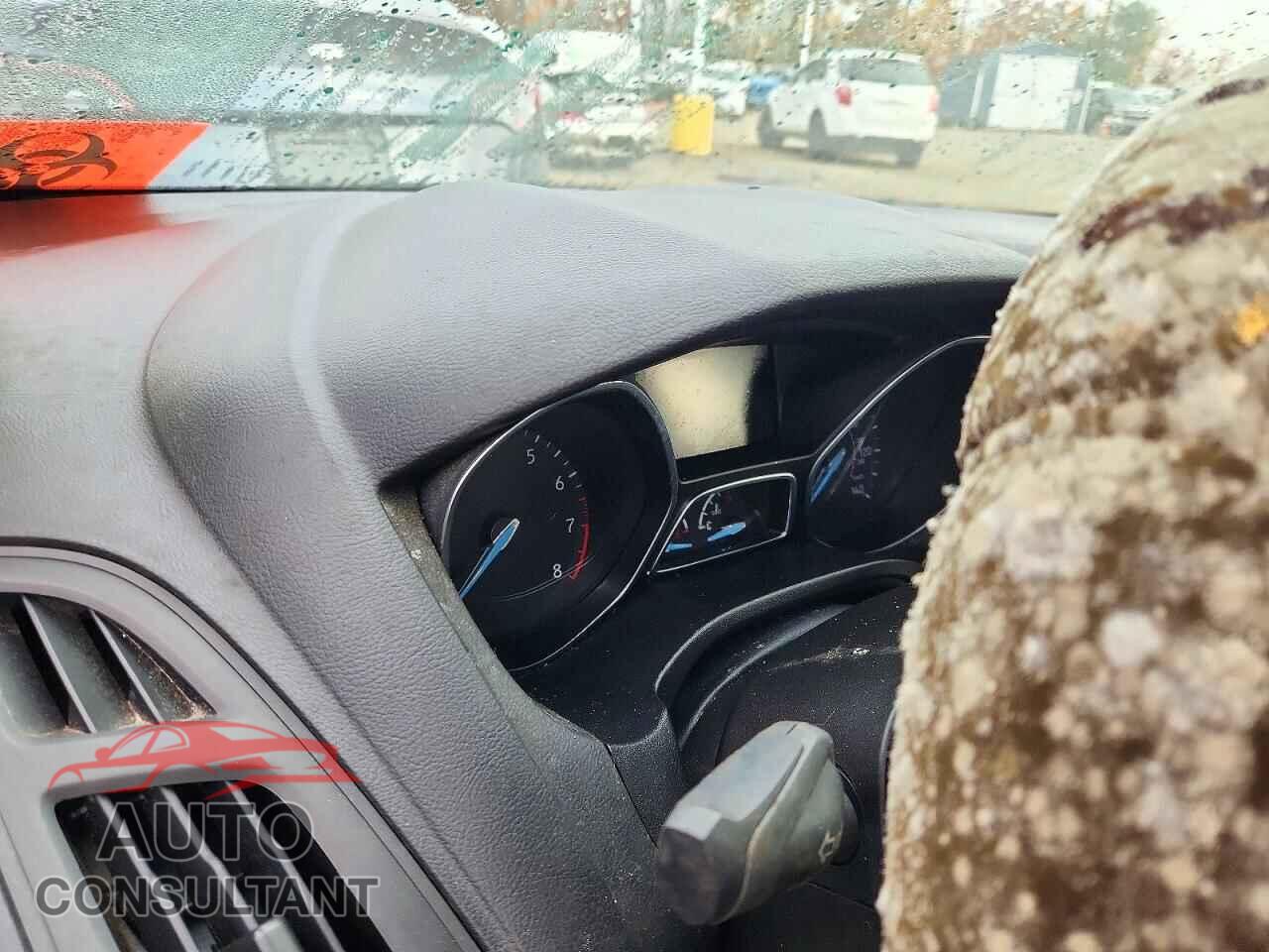 FORD FOCUS 2016 - 1FADP3K22GL240100