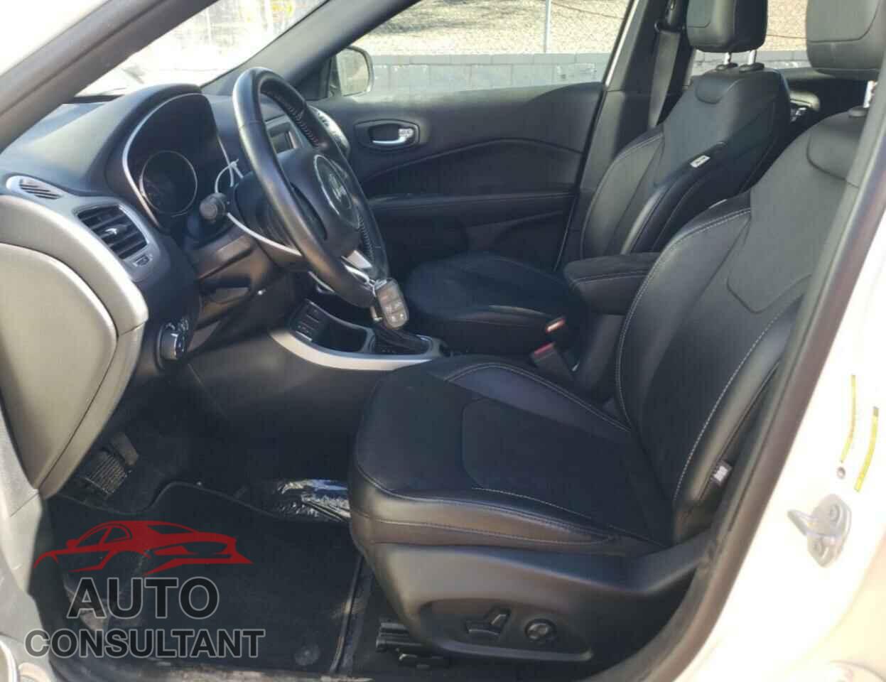 JEEP COMPASS 2021 - 3C4NJCEB6MT538483