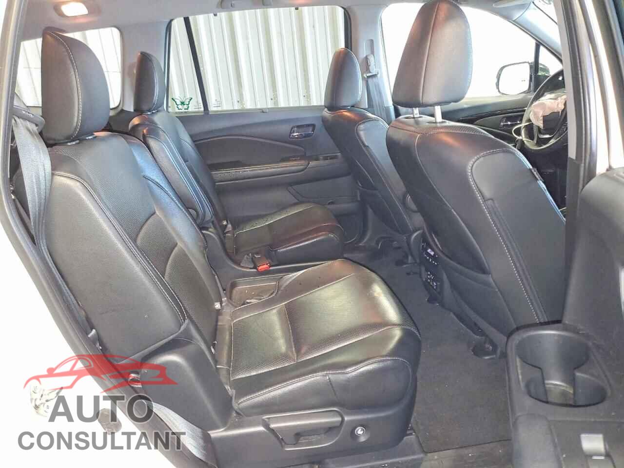 HONDA PILOT 2018 - 5FNYF6H0XJB017982