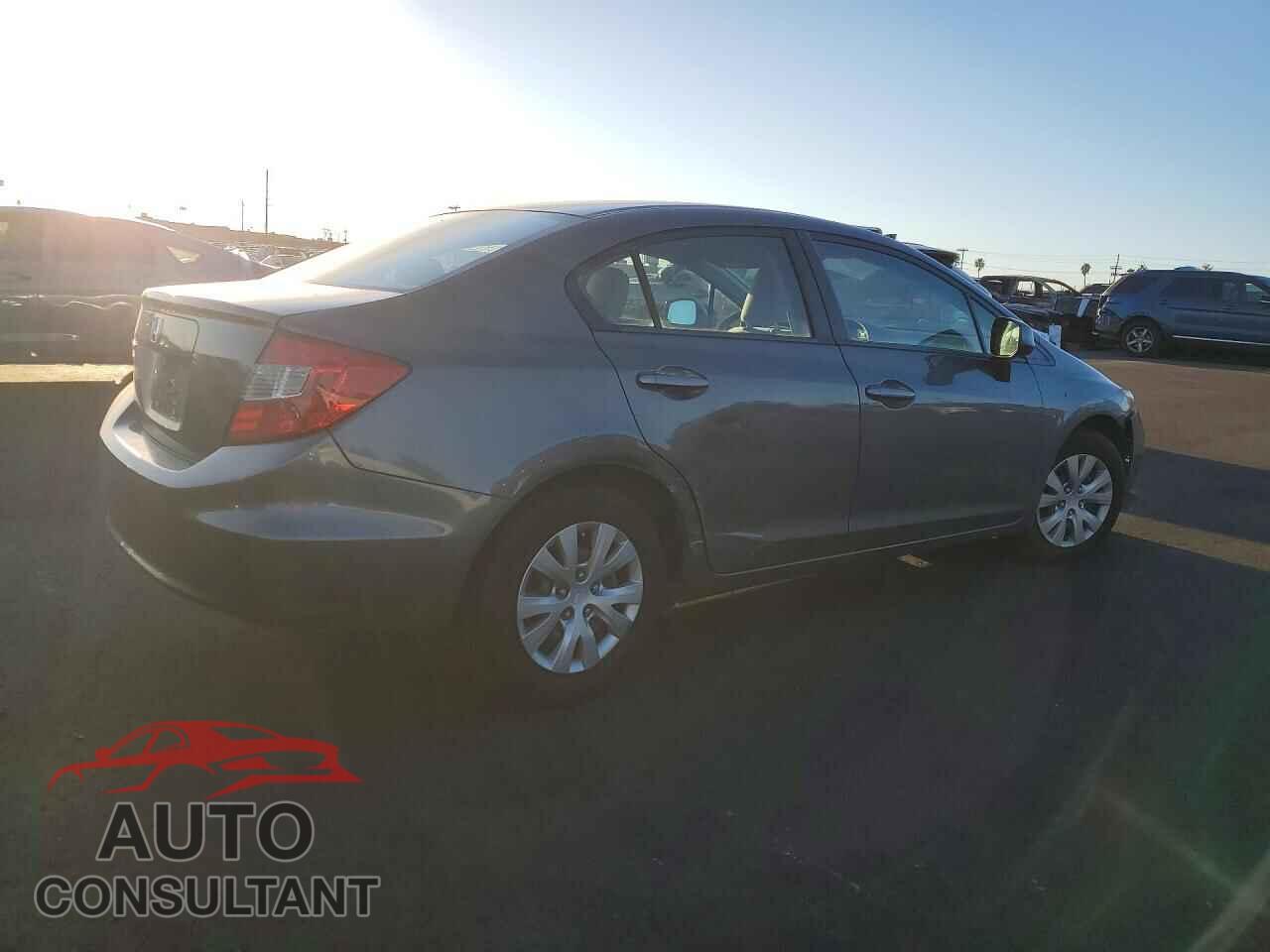 HONDA CIVIC 2012 - 2HGFB2F56CH567446