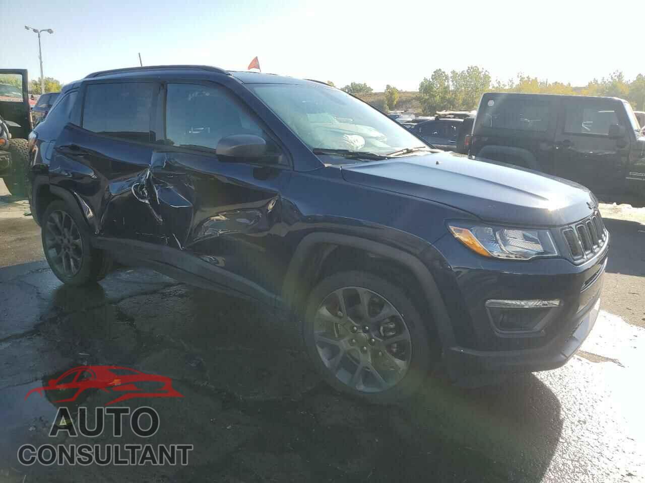 JEEP COMPASS 2021 - 3C4NJDEB0MT537352