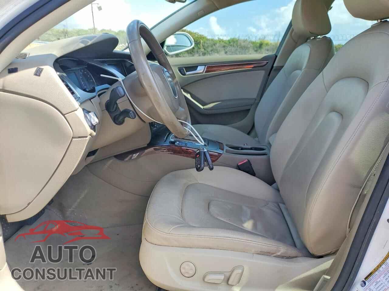 AUDI A4 2012 - WAUEFAFL4CN019490