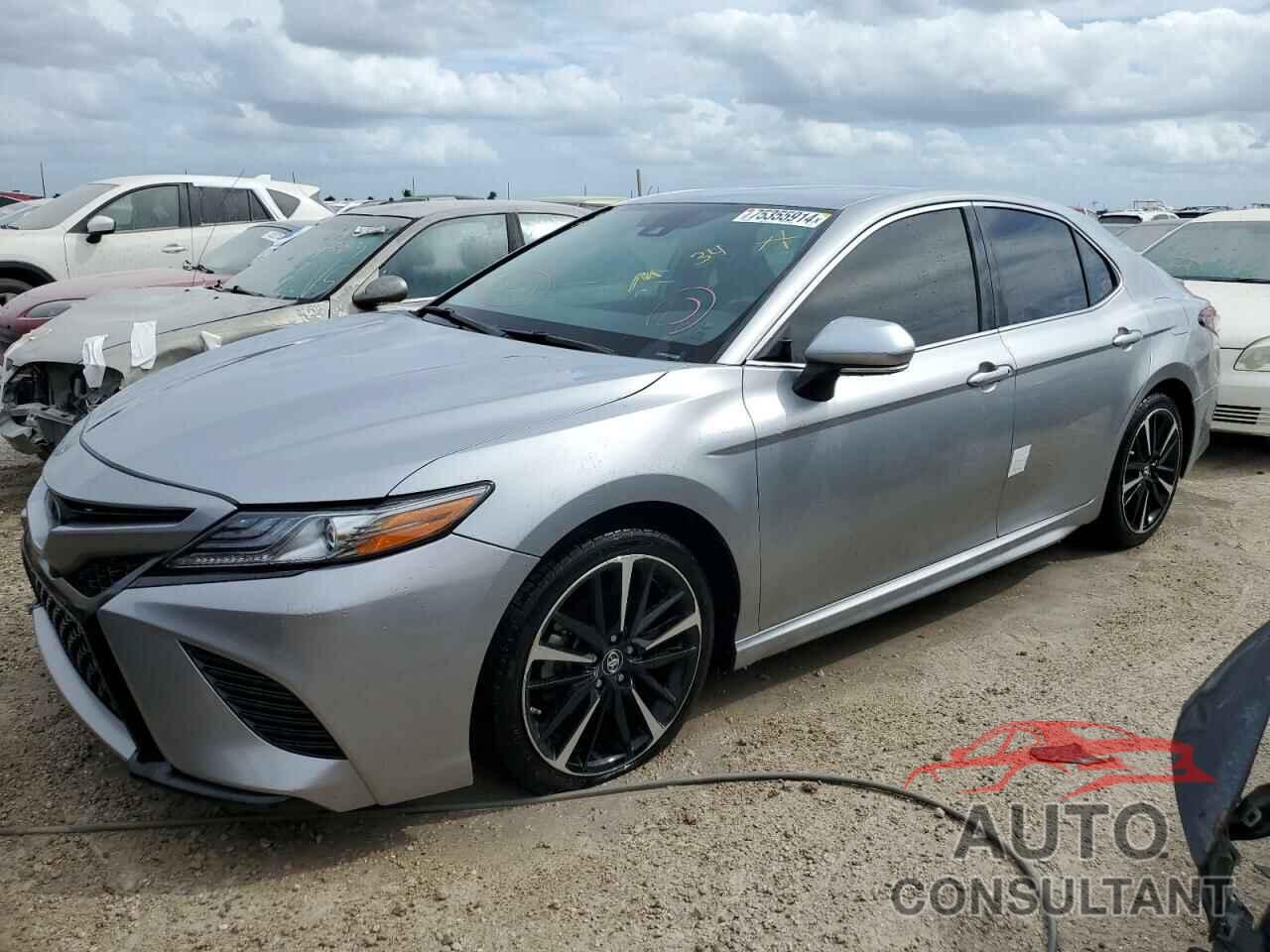 TOYOTA CAMRY 2019 - 4T1B61HK4KU770244