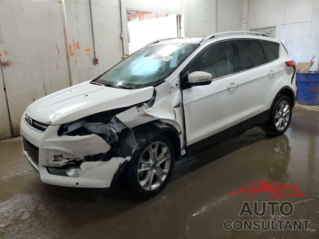 FORD ESCAPE 2016 - 1FMCU0J95GUB03721