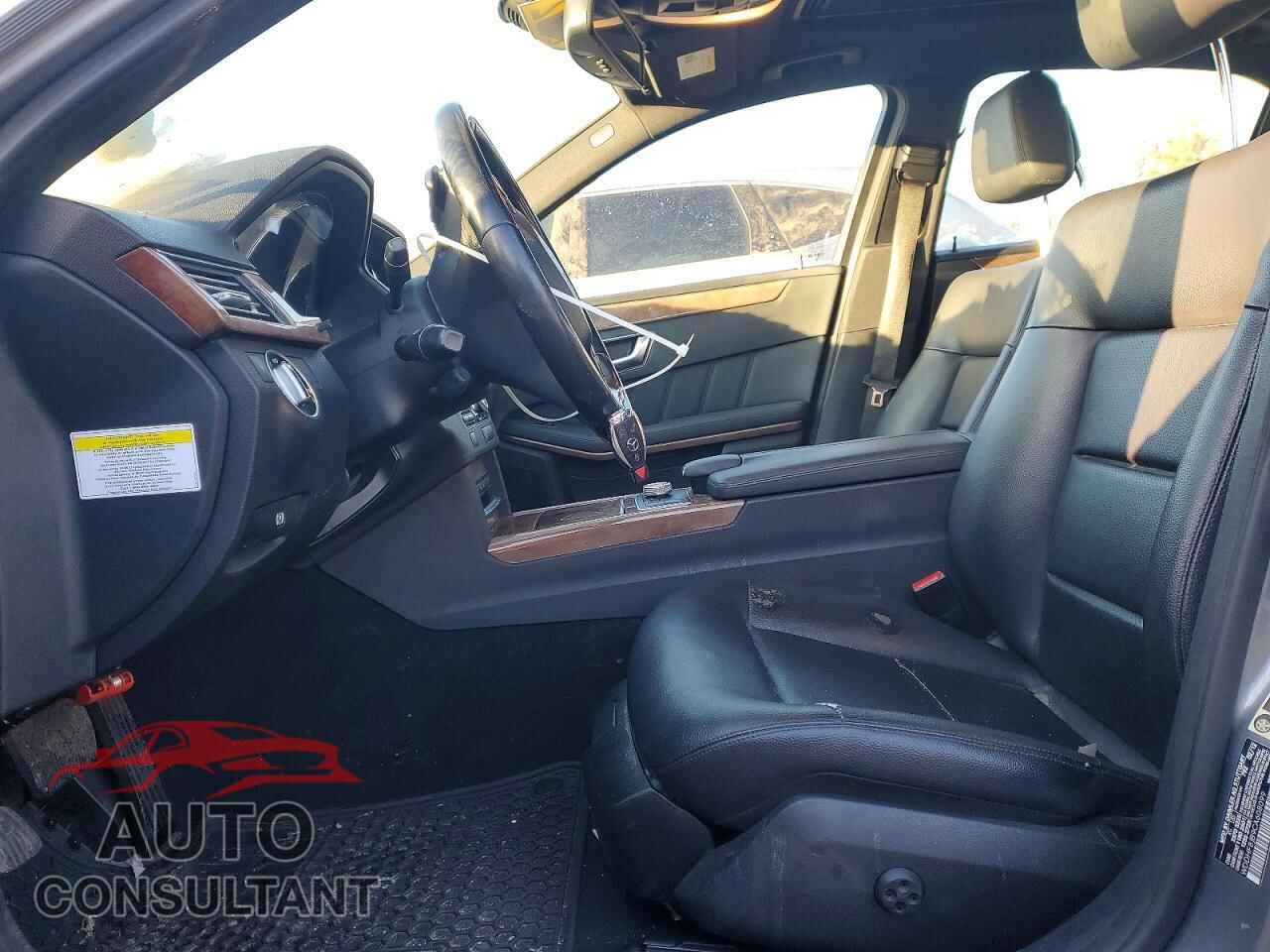 MERCEDES-BENZ E-CLASS 2012 - WDDHF8JB9CA608099