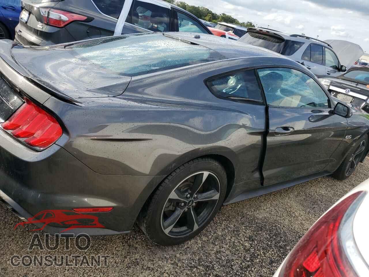 FORD MUSTANG 2018 - 1FA6P8CF9J5153667