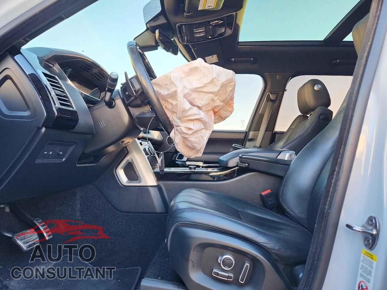 LAND ROVER RANGEROVER 2017 - SALGS2FE7HA354524