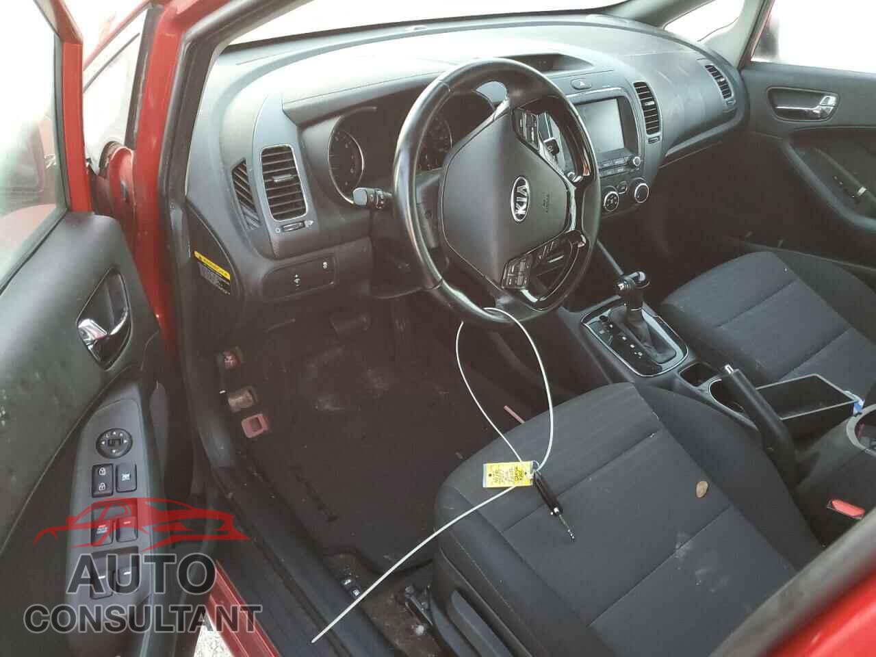 KIA FORTE 2017 - 3KPFL4A71HE102673