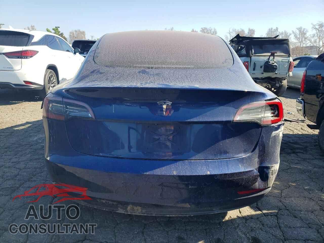 TESLA MODEL 3 2018 - 5YJ3E1EA2JF003703