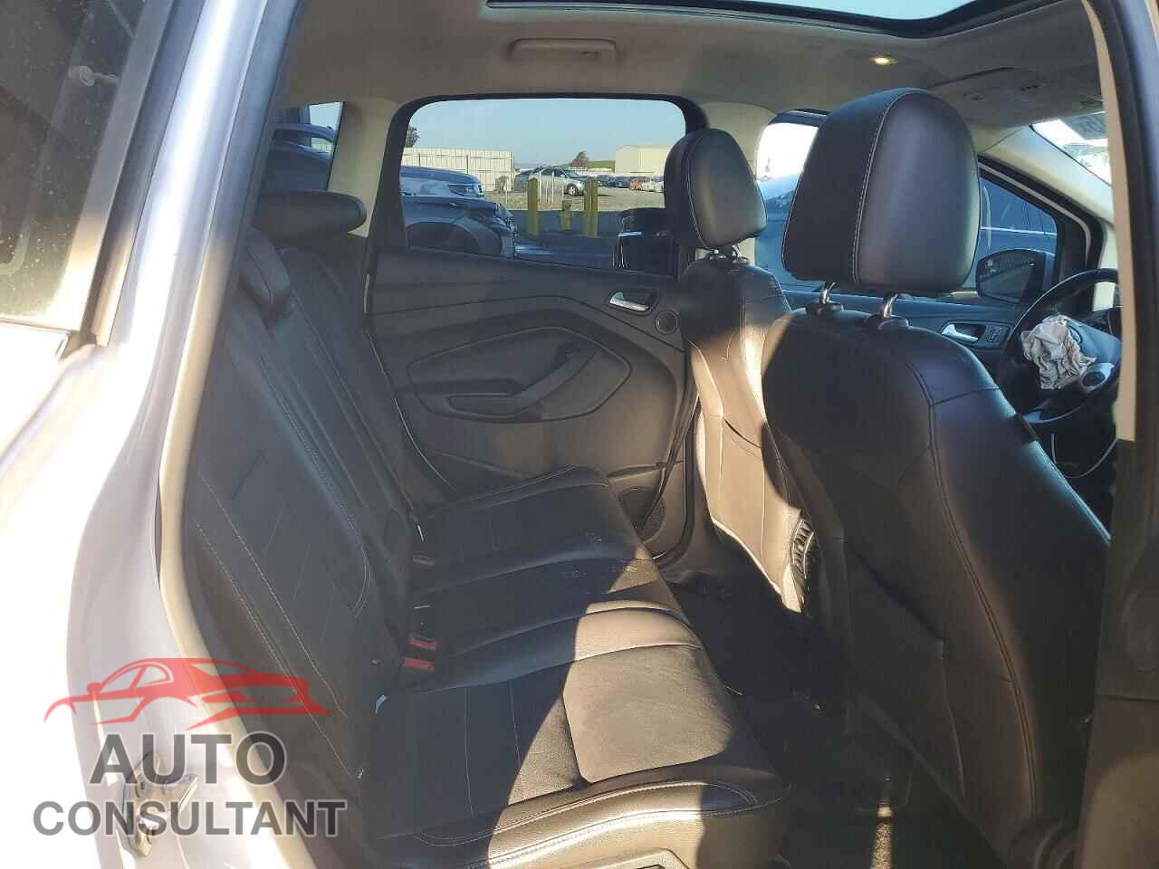 FORD CMAX 2014 - 1FADP5BUXEL501581