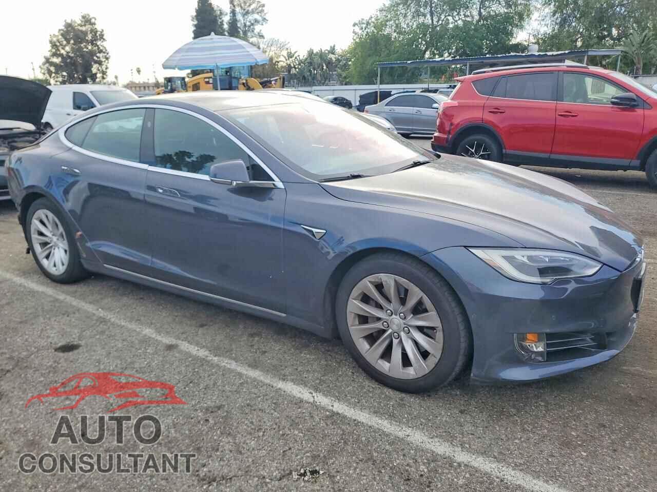 TESLA MODEL S 2017 - 5YJSA1E12HF183203