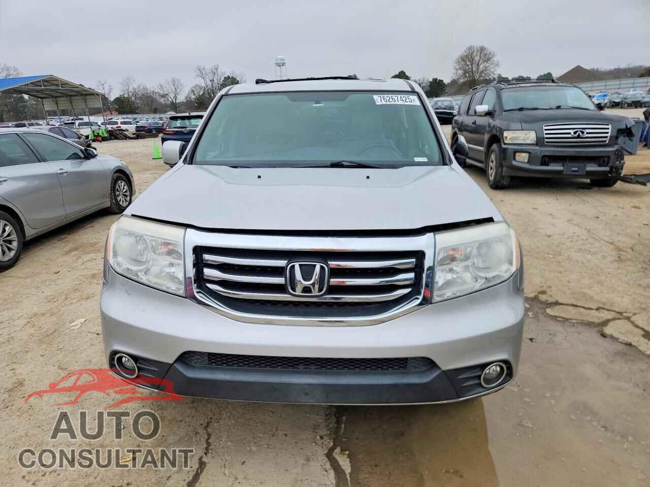 HONDA PILOT 2015 - 5FNYF3H55FB025778