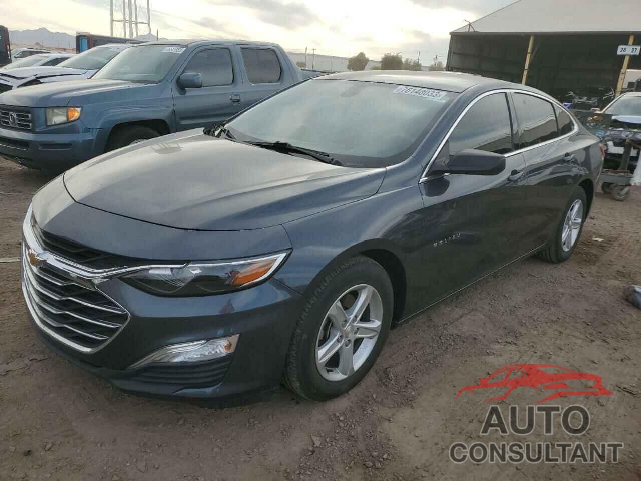 CHEVROLET MALIBU 2019 - 1G1ZB5ST9KF215777