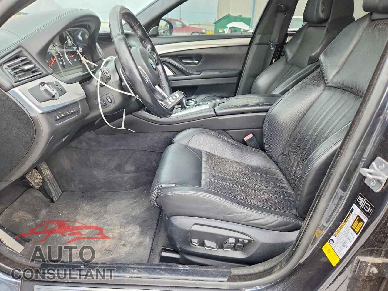 BMW M5 2014 - WBSFV9C53ED592980