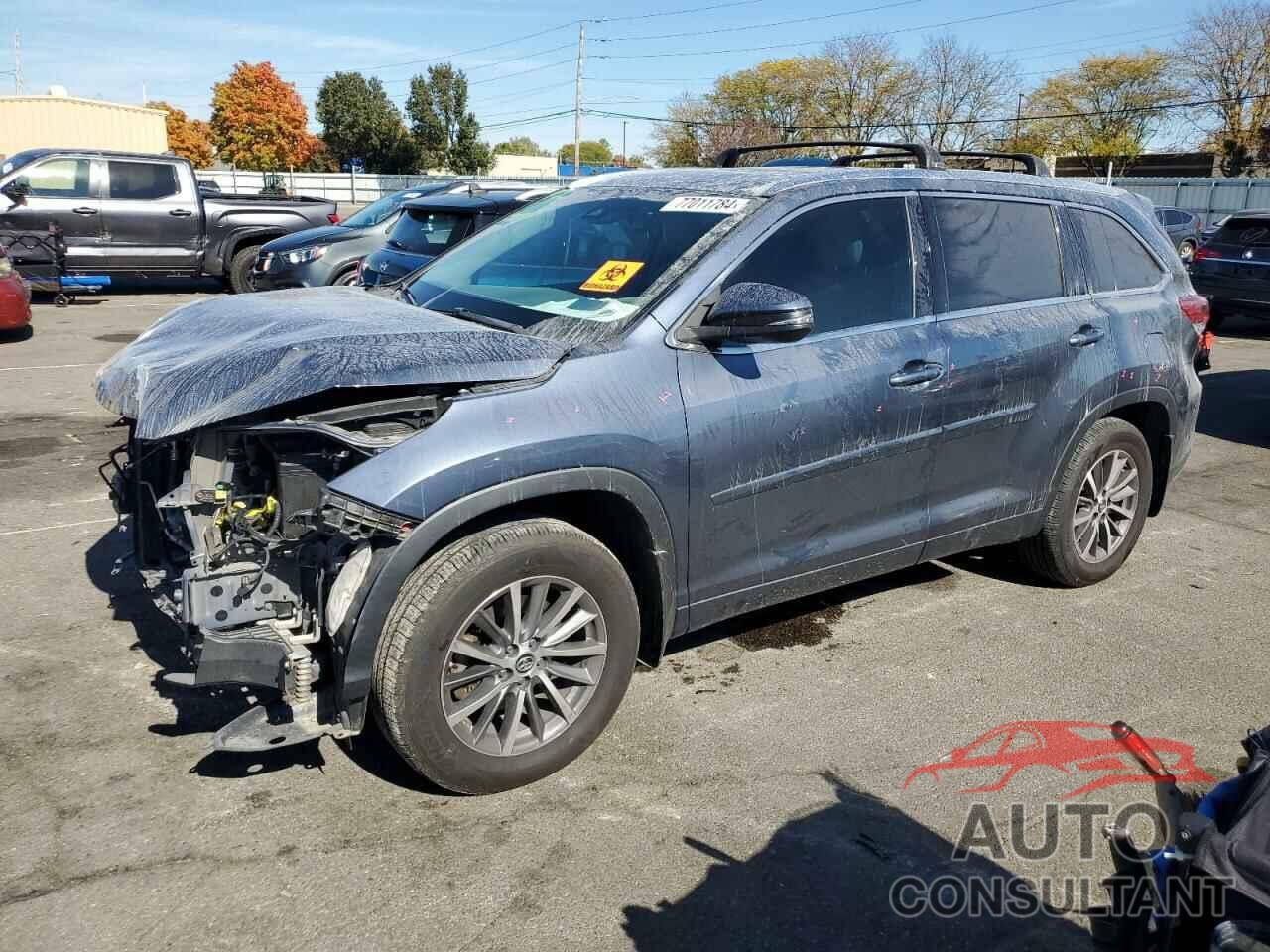 TOYOTA HIGHLANDER 2018 - 5TDJZRFH5JS846571