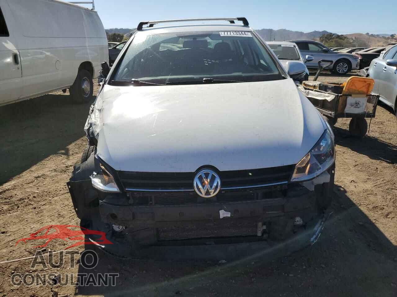 VOLKSWAGEN GOLF 2017 - 3VW117AU3HM015786