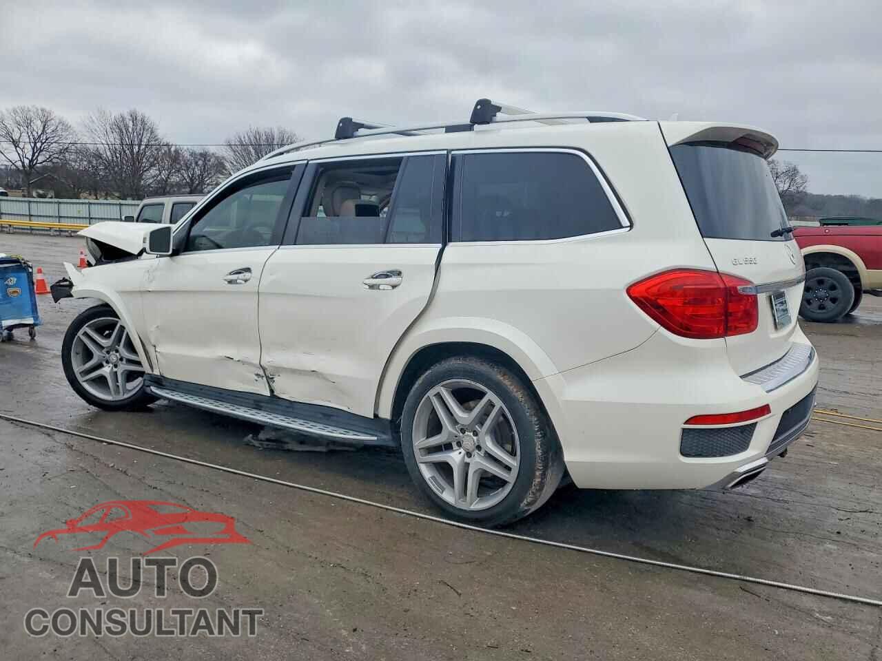 MERCEDES-BENZ GL-CLASS 2015 - 4JGDF7DE4FA529643