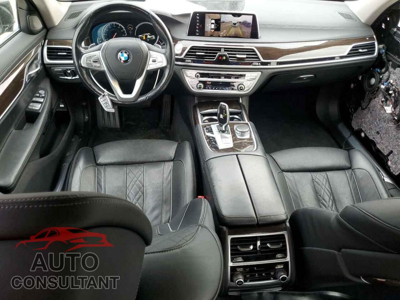 BMW 7 SERIES 2018 - WBA7F2C52JG423636