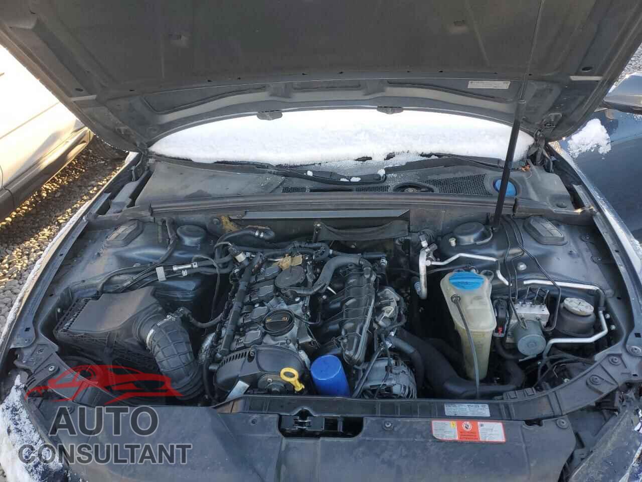 AUDI A5 2010 - WAULFAFR1AA045223