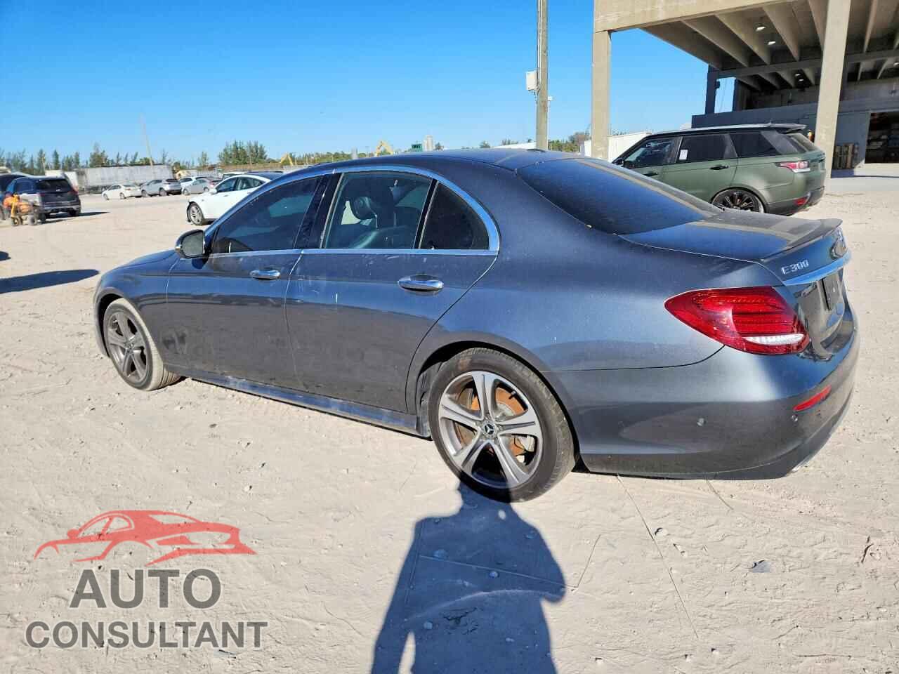 MERCEDES-BENZ E-CLASS 2018 - WDDZF4JB5JA330604