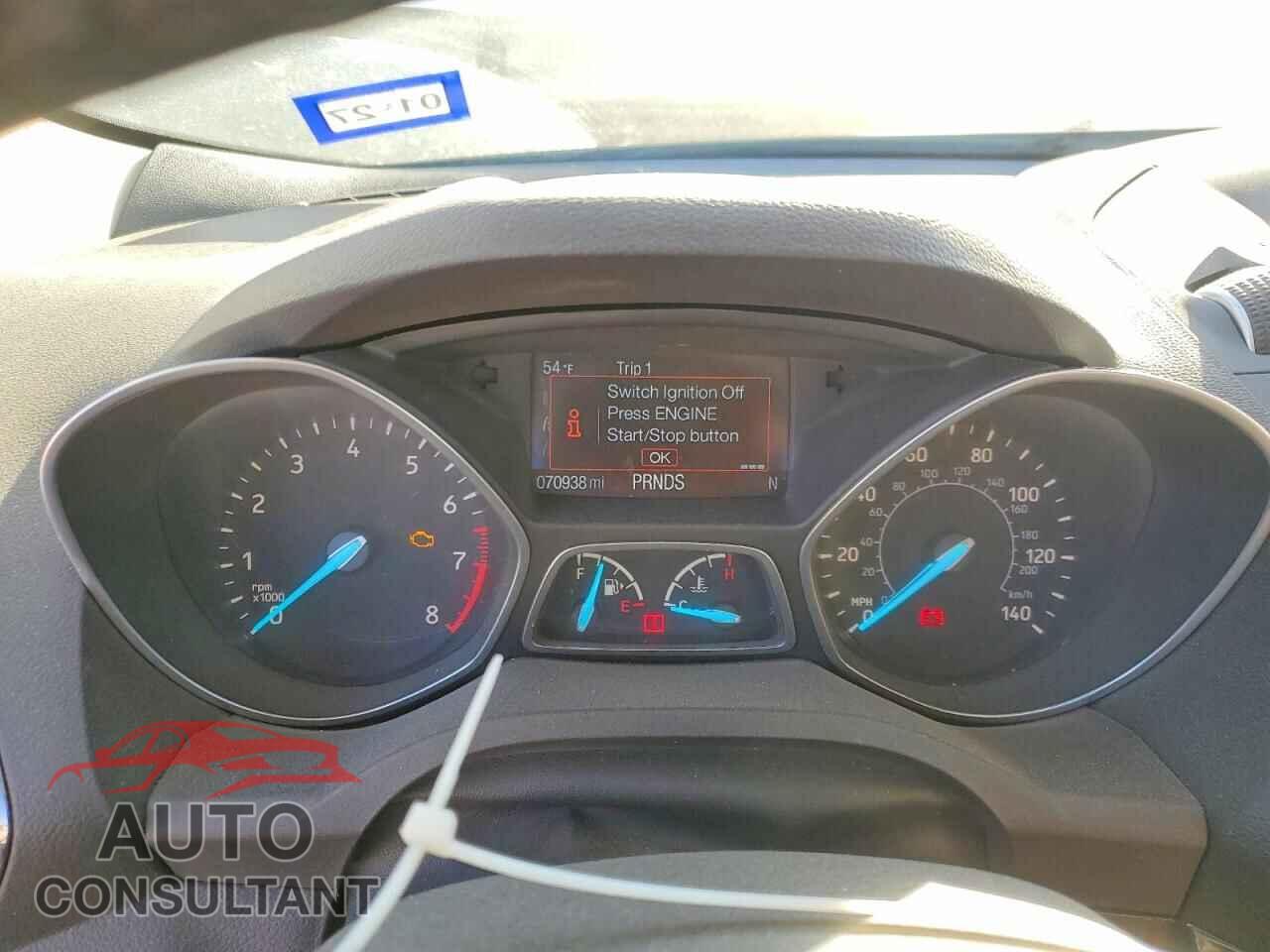 FORD ESCAPE 2017 - 1FMCU0JD6HUA50002