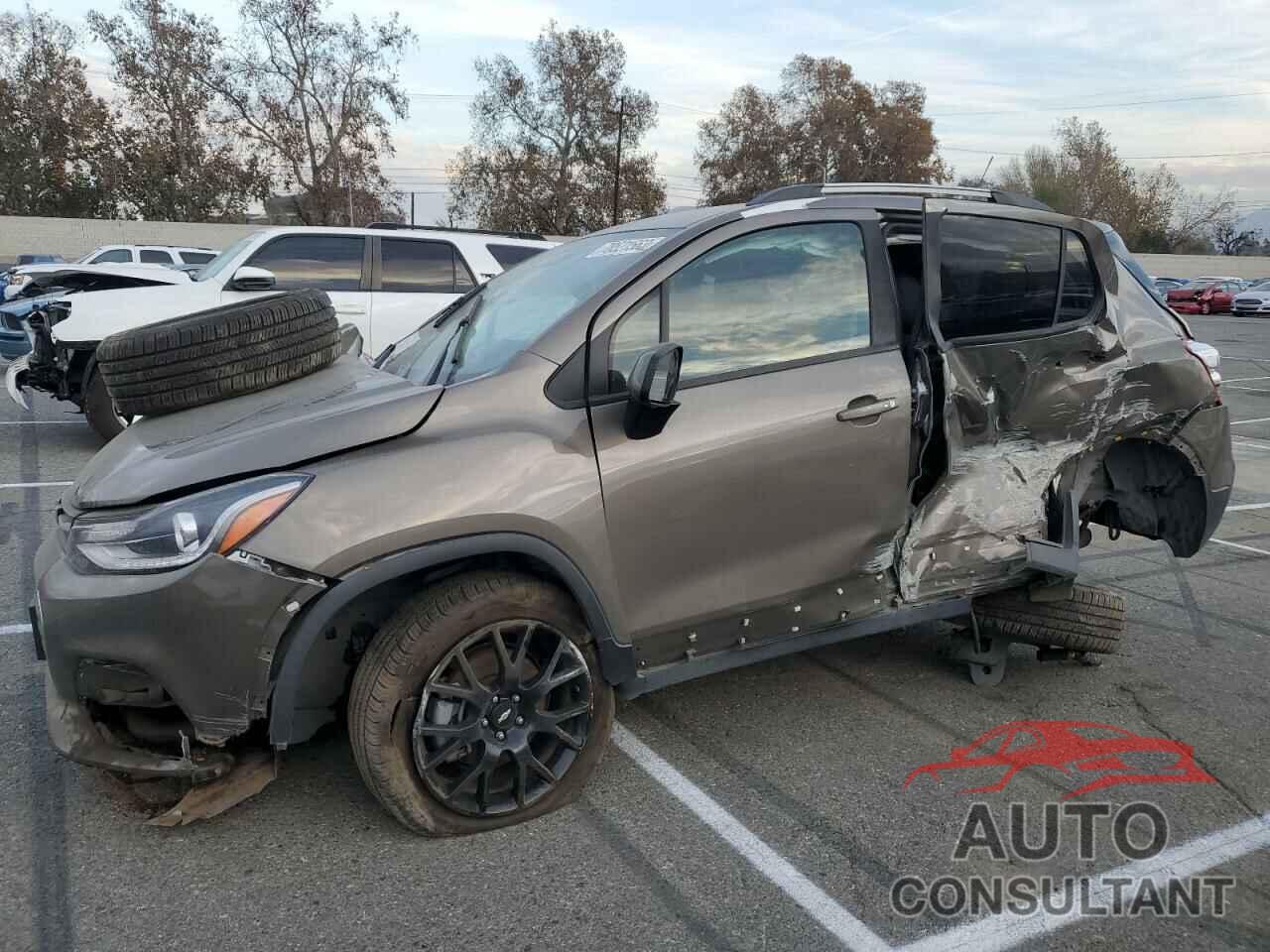 CHEVROLET TRAX 2021 - KL7CJLSB8MB358805