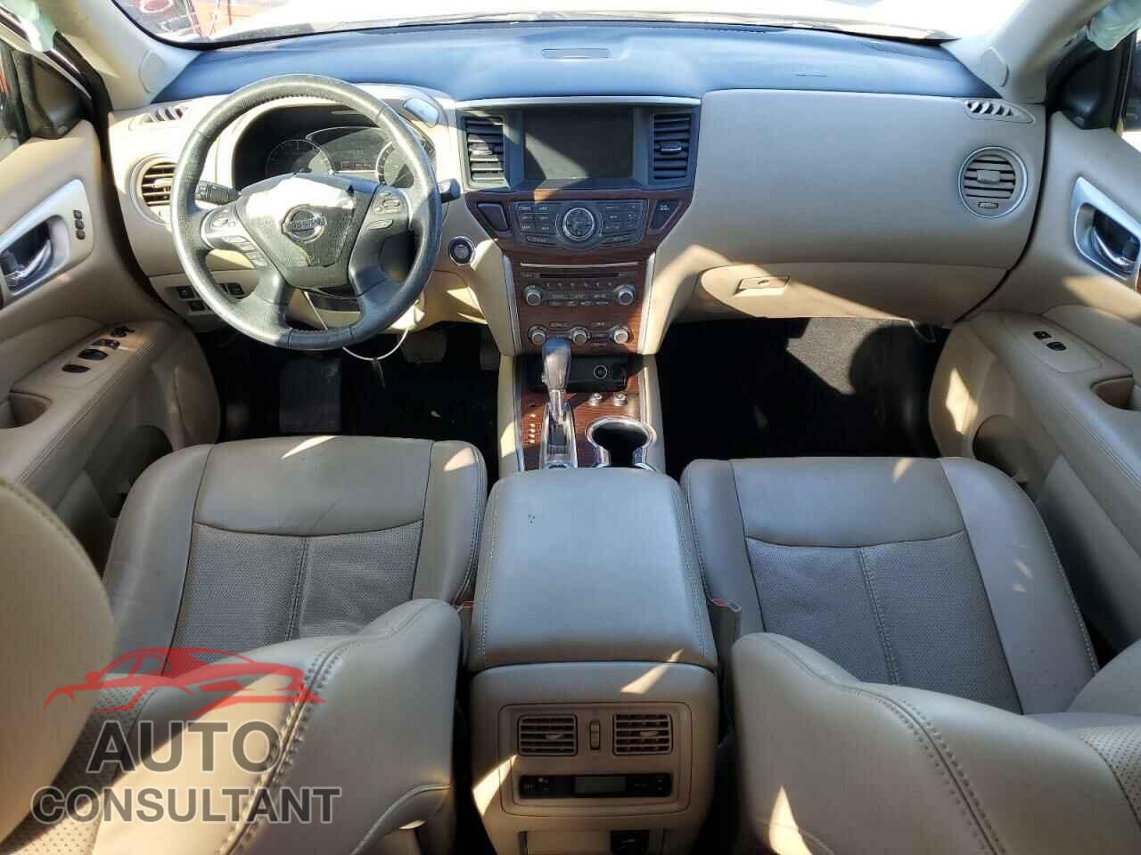 NISSAN PATHFINDER 2017 - 5N1DR2MM7HC661773