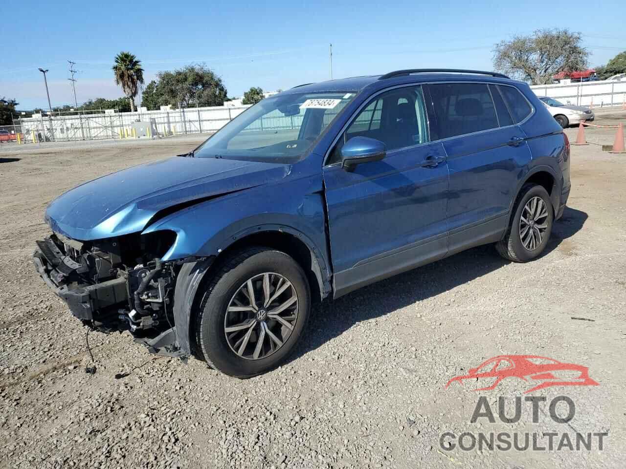 VOLKSWAGEN TIGUAN 2019 - 3VV3B7AX4KM082747