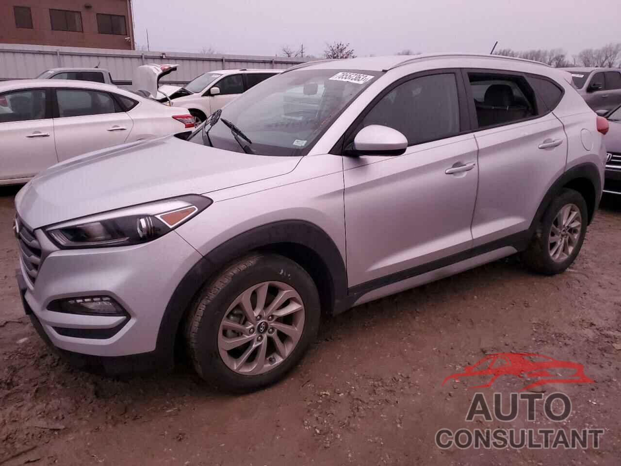 HYUNDAI TUCSON 2017 - KM8J33A44HU359625