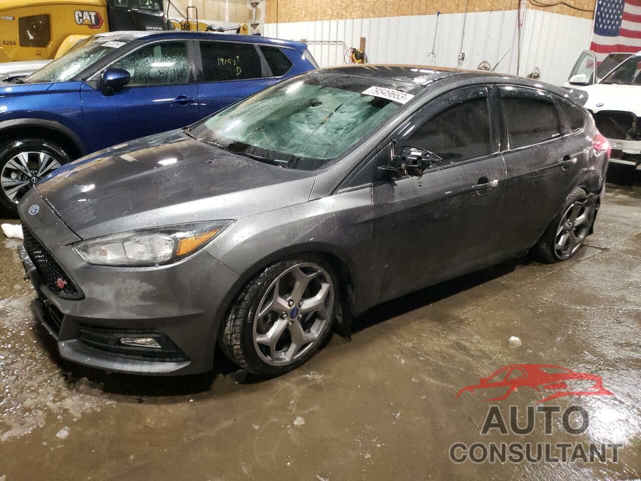 FORD FOCUS 2018 - 1FADP3L93JL224359