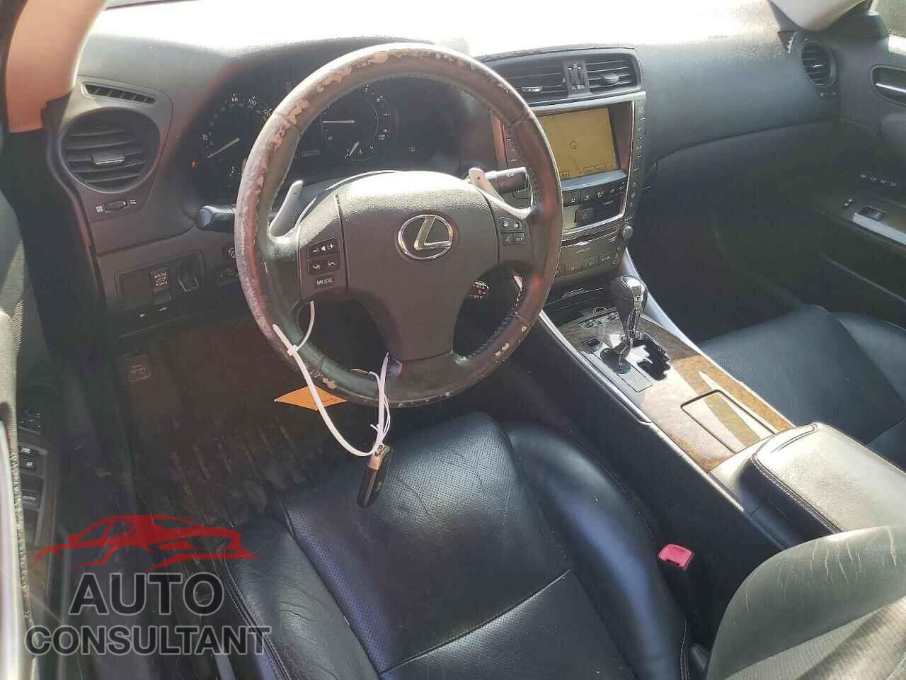 LEXUS IS 2010 - JTHFF2C28A2504592