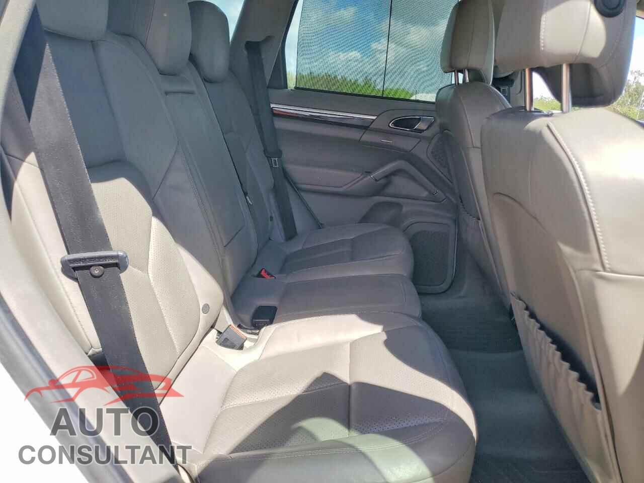 PORSCHE CAYENNE 2013 - WP1AF2A20DLA31105