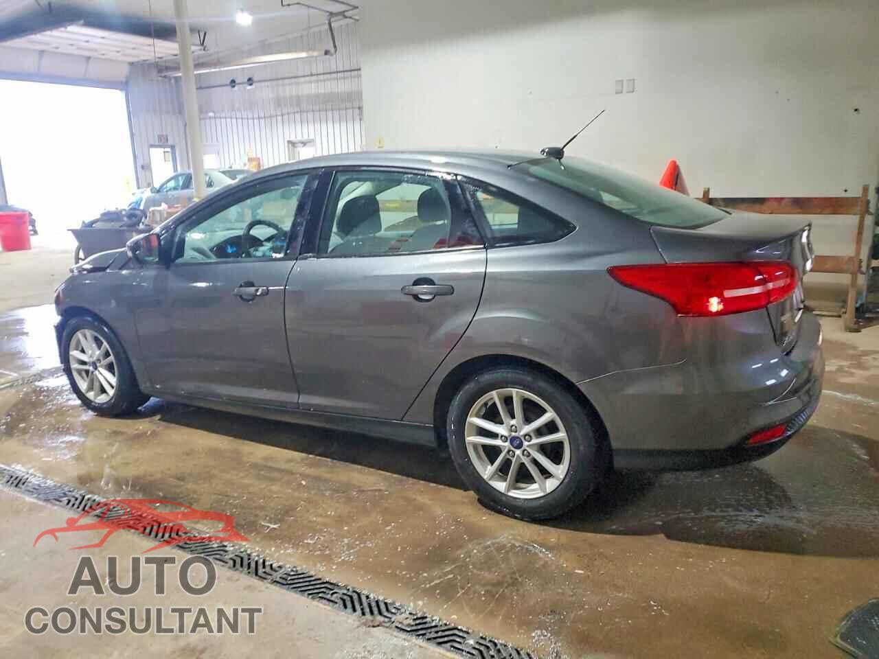 FORD FOCUS 2017 - 1FADP3F27HL295024