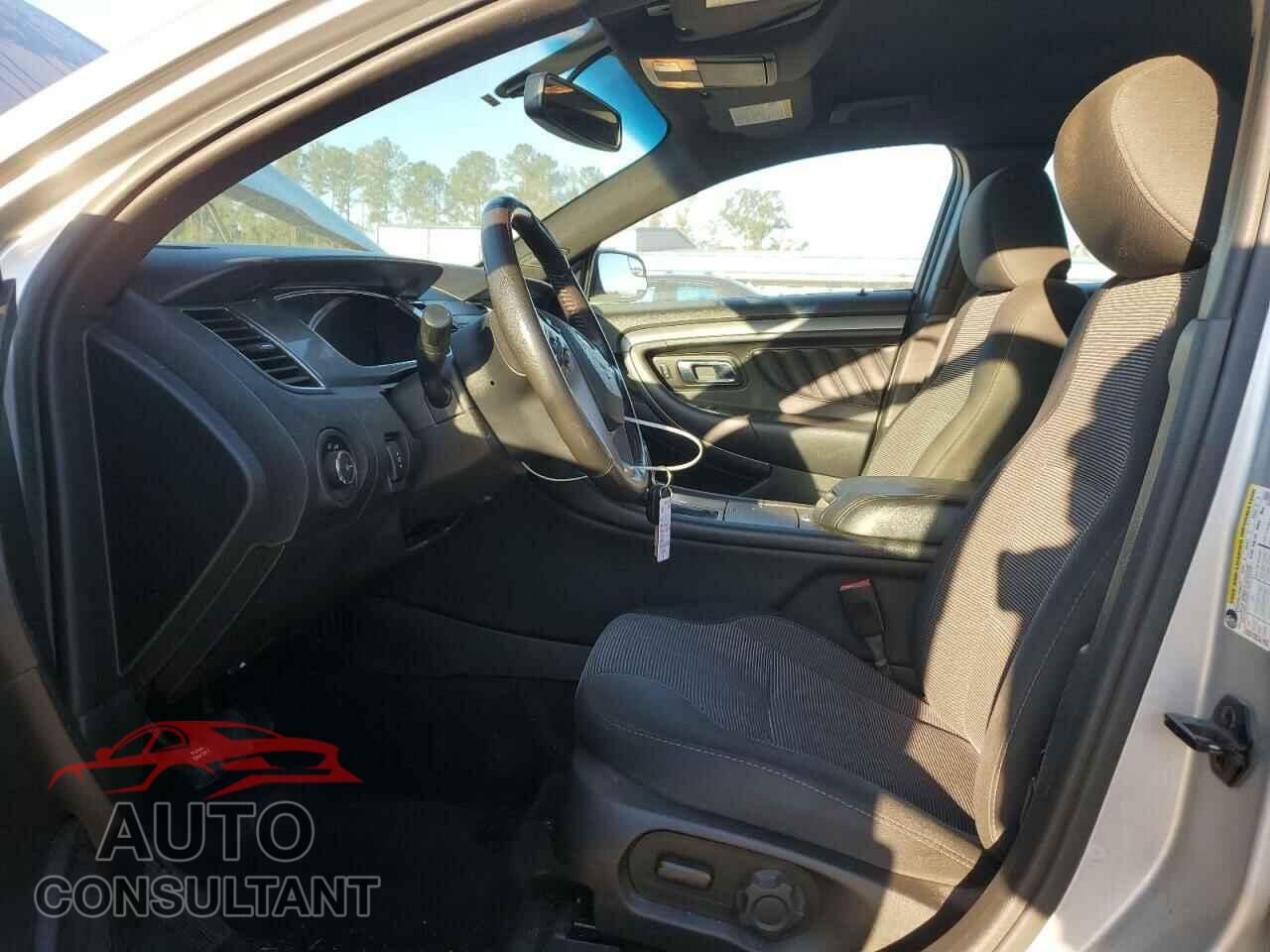 FORD TAURUS 2017 - 1FAHP2E8XHG105470