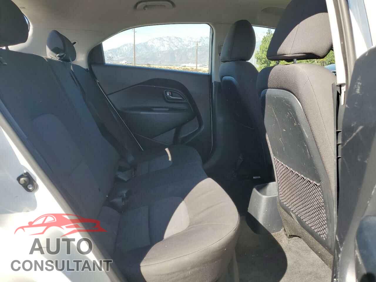 KIA RIO 2016 - KNADM5A37G6647169