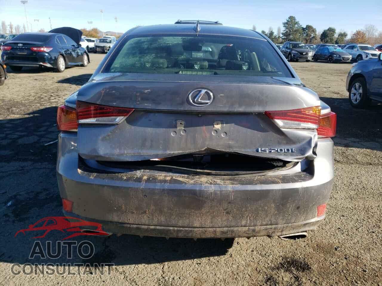 LEXUS IS 2017 - JTHBA1D27H5043299