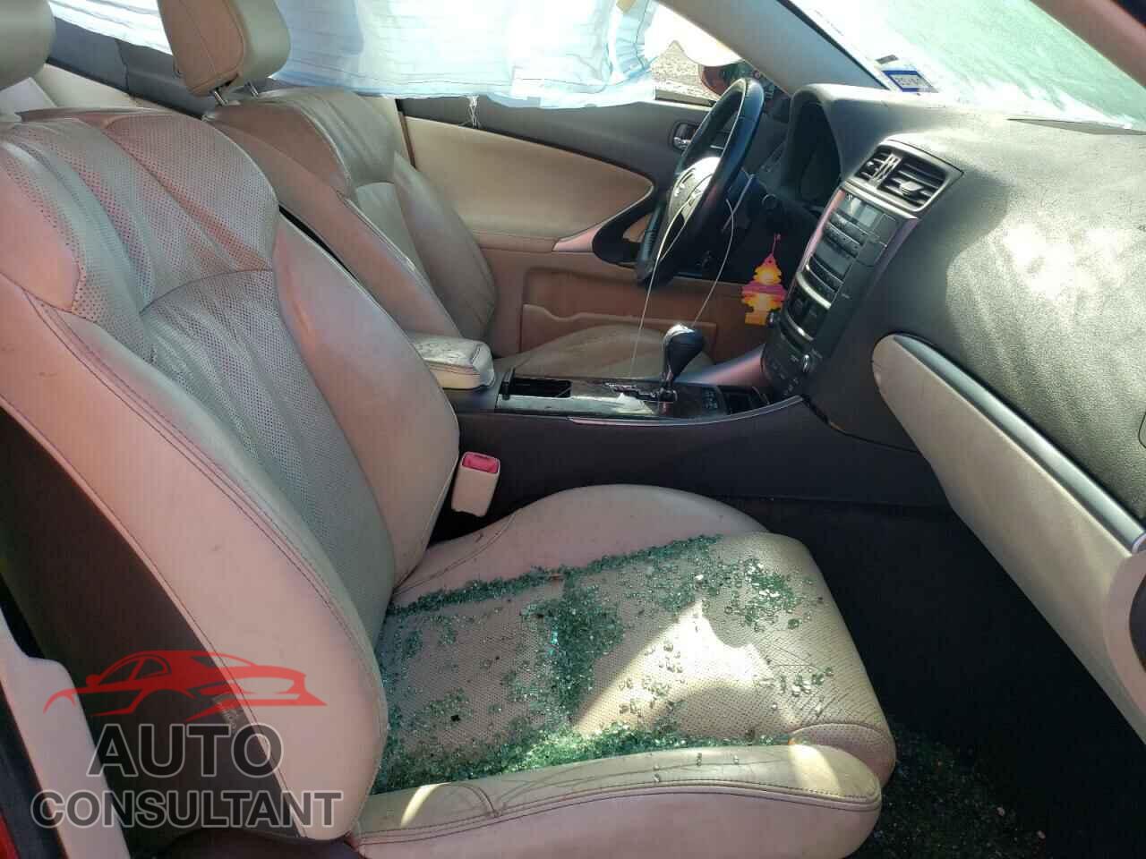 LEXUS IS 2013 - JTHBF5C25D5193643