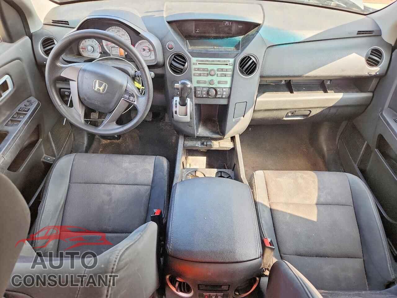 HONDA PILOT 2011 - 5FNYF3H20BB015434