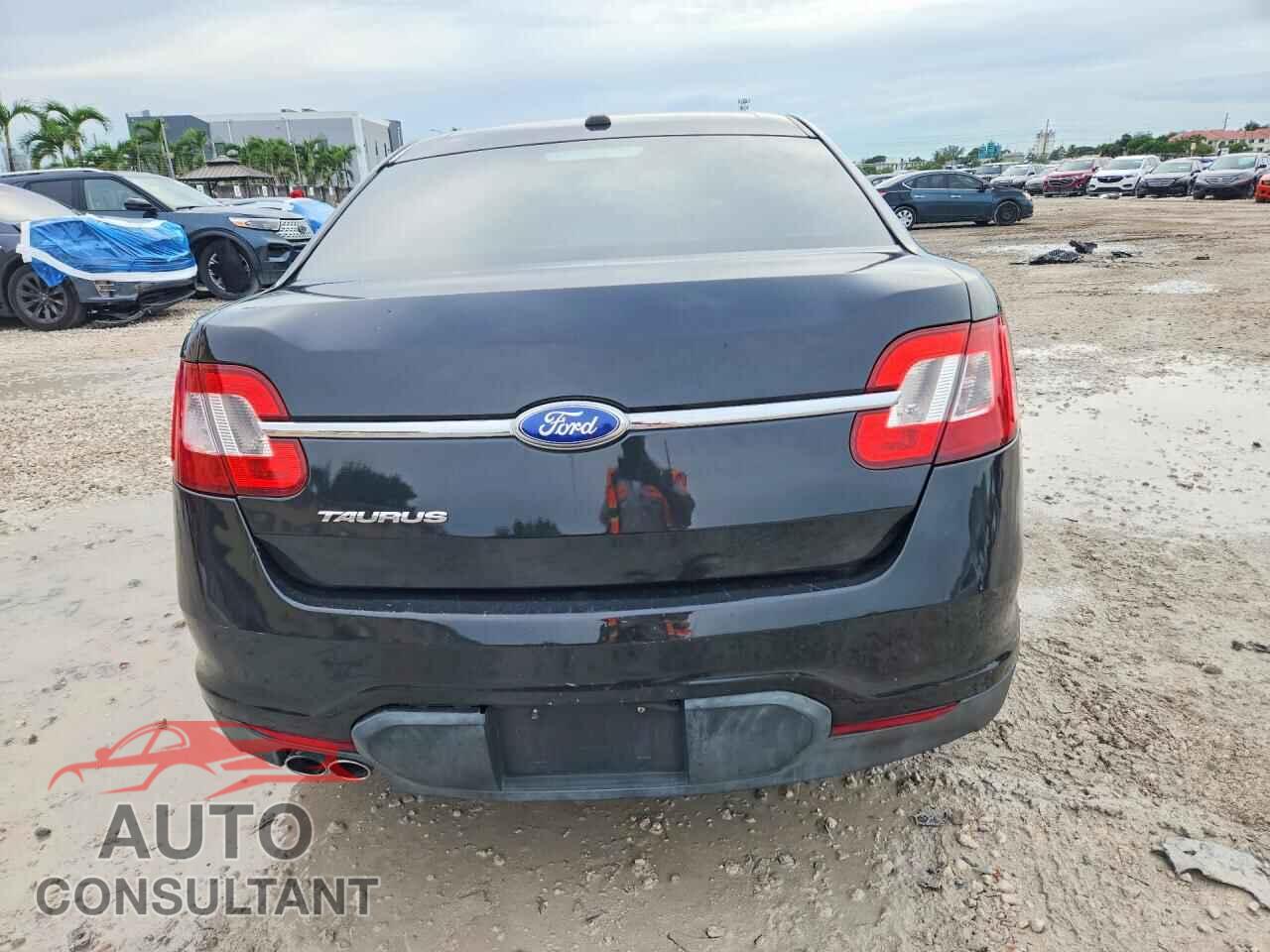 FORD TAURUS 2011 - 1FAHP2DW8BG166761