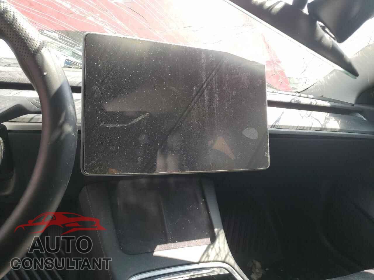 TESLA MODEL 3 2021 - 5YJ3E1EA6MF930126