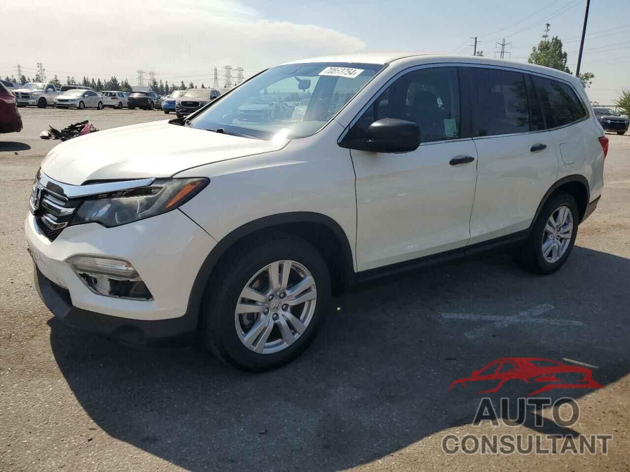 HONDA PILOT 2018 - 5FNYF5H18JB018194